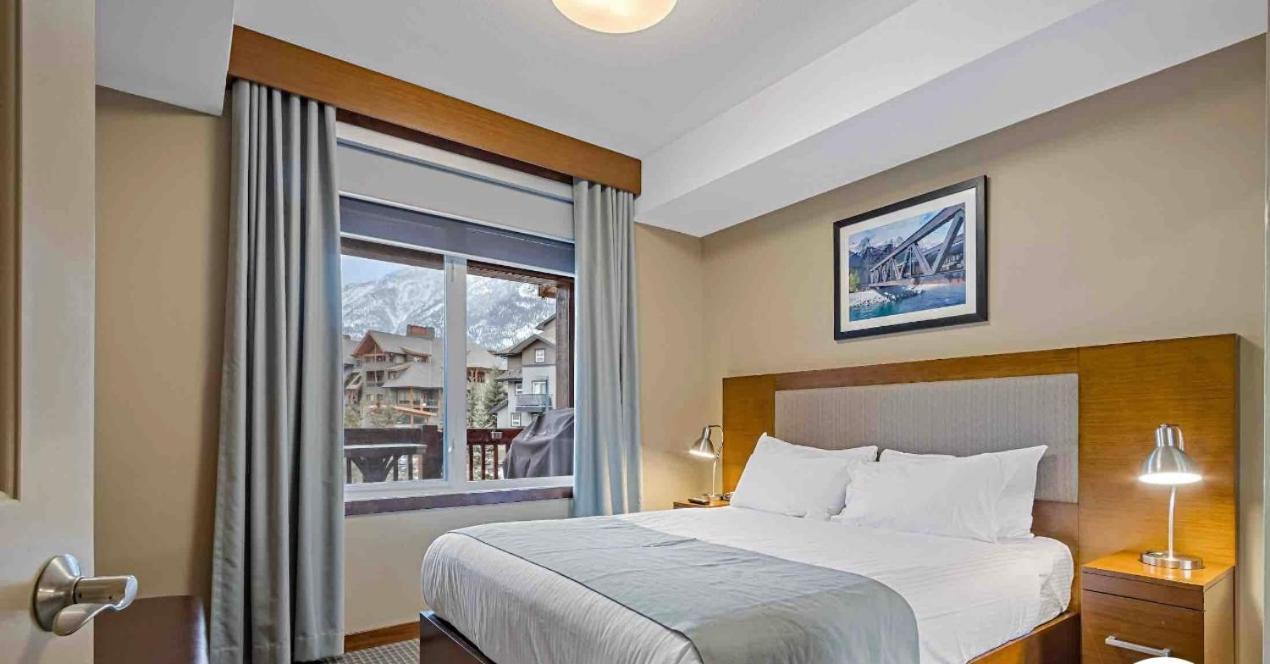 Falcon Crest Lodge 1 Bedroom Condo With Gym & Hot-Tubs & Mountain View Канмор Экстерьер фото