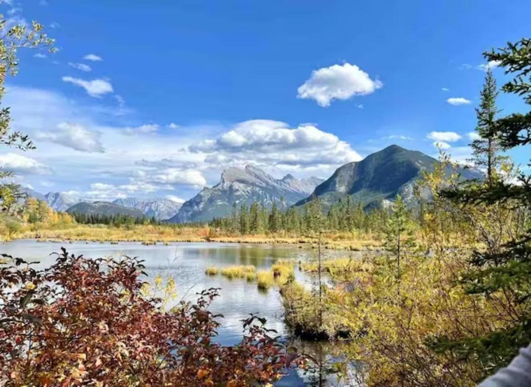 Falcon Crest Lodge 1 Bedroom Condo With Gym & Hot-Tubs & Mountain View Канмор Экстерьер фото